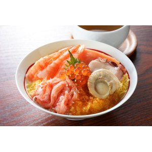 画像: 海鮮七福どんぶりの具
