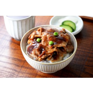 画像: 美瑛豚丼の具（冷凍）