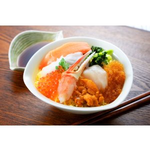 画像: 七種の海の幸丼の具（冷凍）