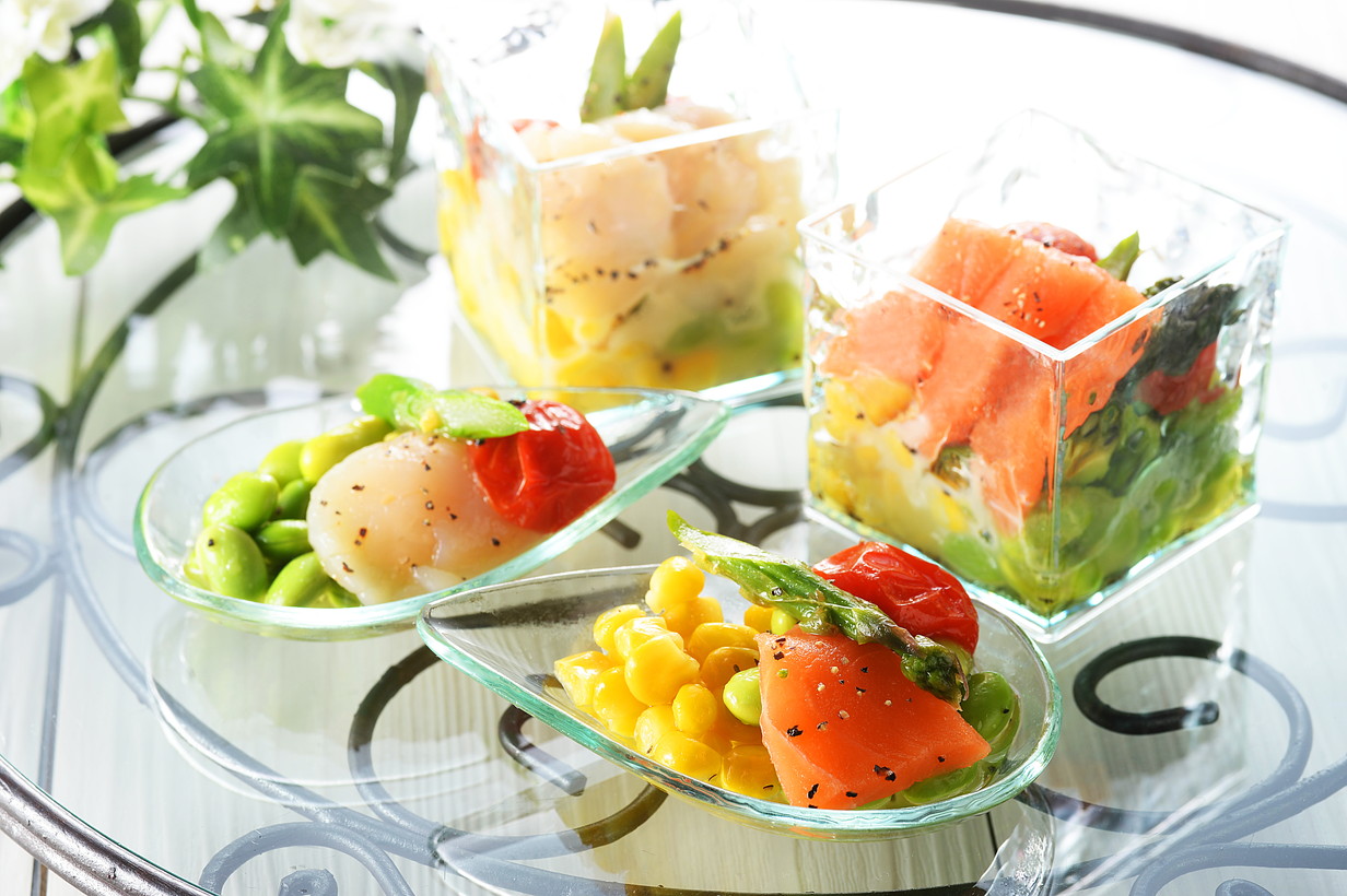 画像1: 国産野菜と魚介の冷製オードブル