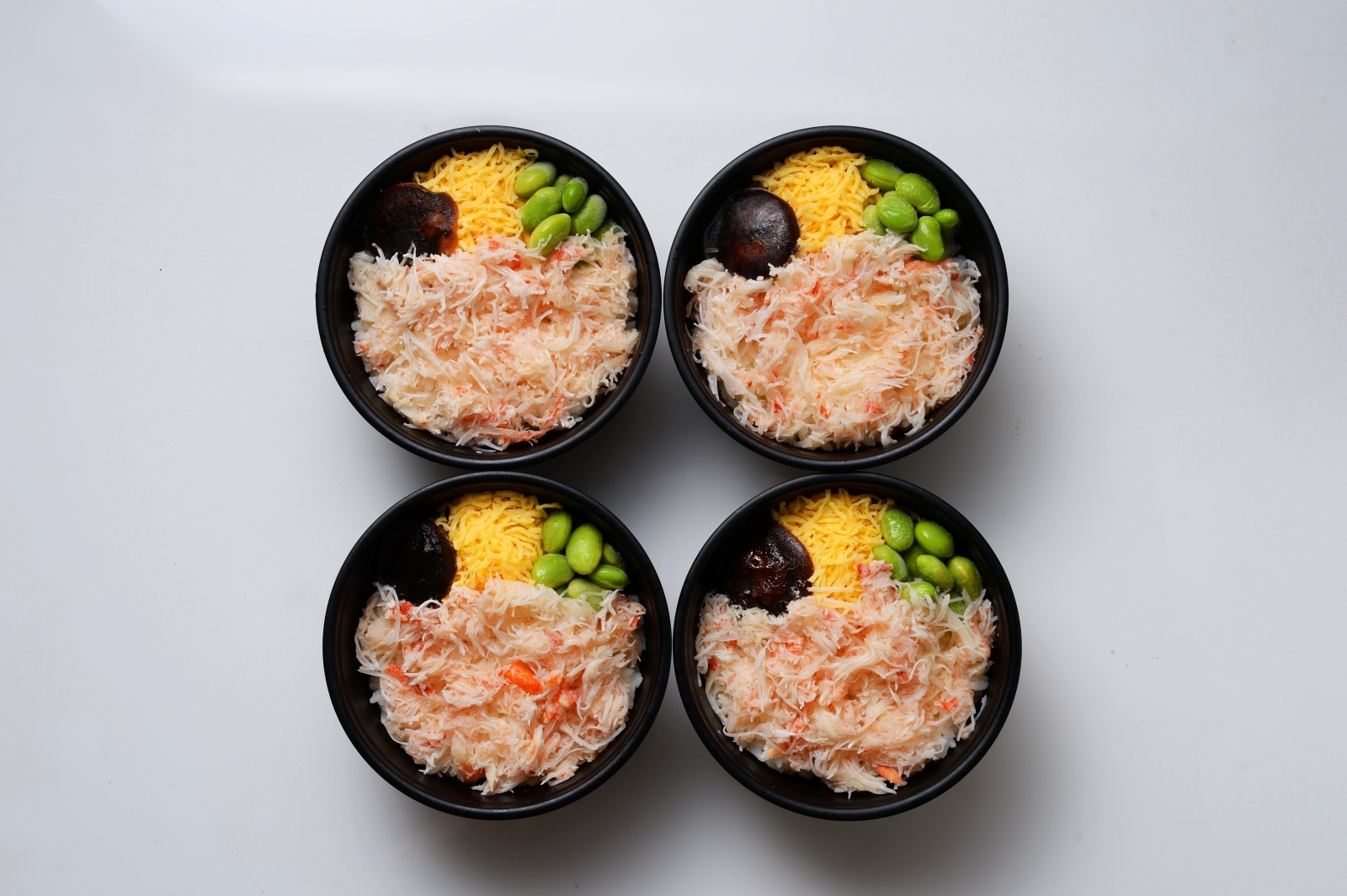 画像2: 北海道産　オオズワイ蟹ごはん（冷凍）